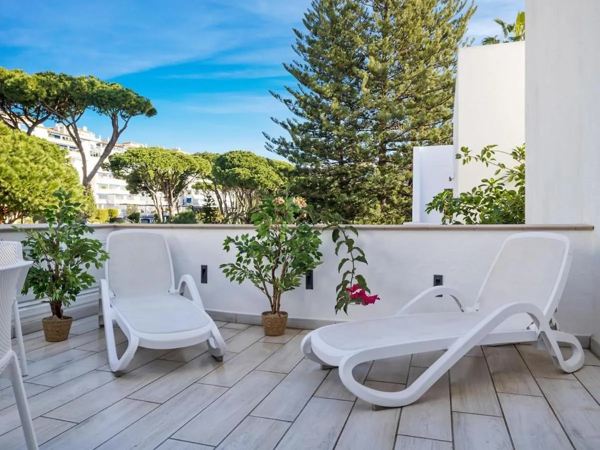 Vista Piscina Y Gran Terraza Ref Cadiz 111 Apartment Marbella
